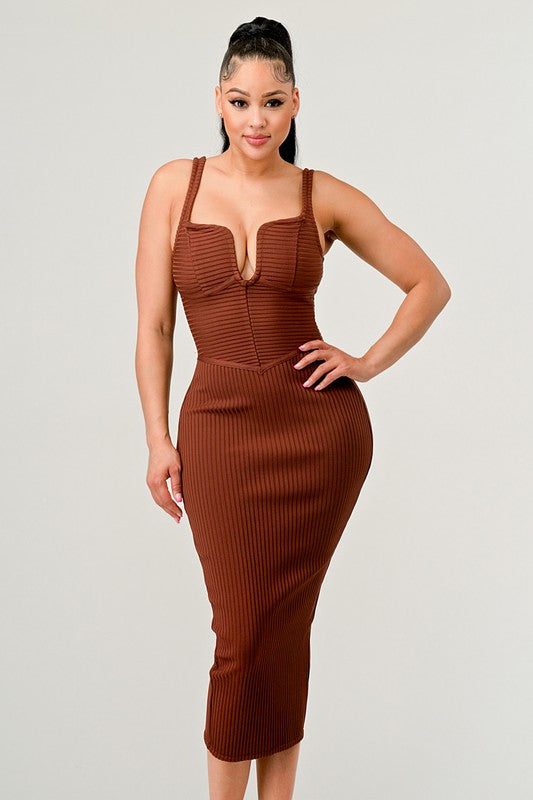 IT FEELS LIKE FALL MIDI DRESS BROWN by Athina | Fleurcouture