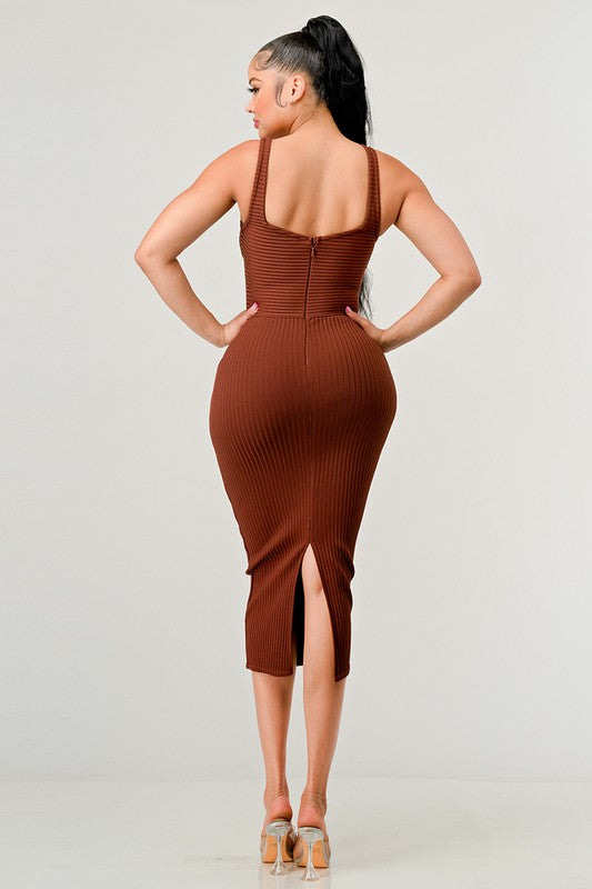 IT FEELS LIKE FALL MIDI DRESS BROWN by Athina | Fleurcouture