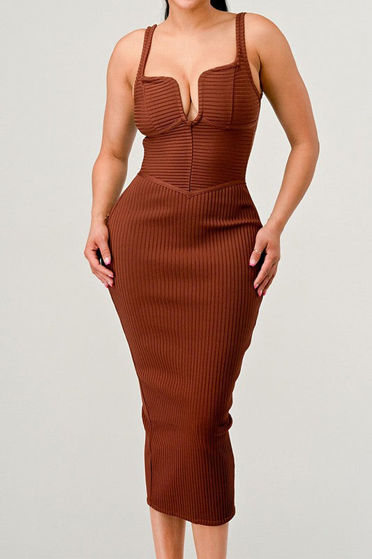 IT FEELS LIKE FALL MIDI DRESS BROWN S by Athina | Fleurcouture