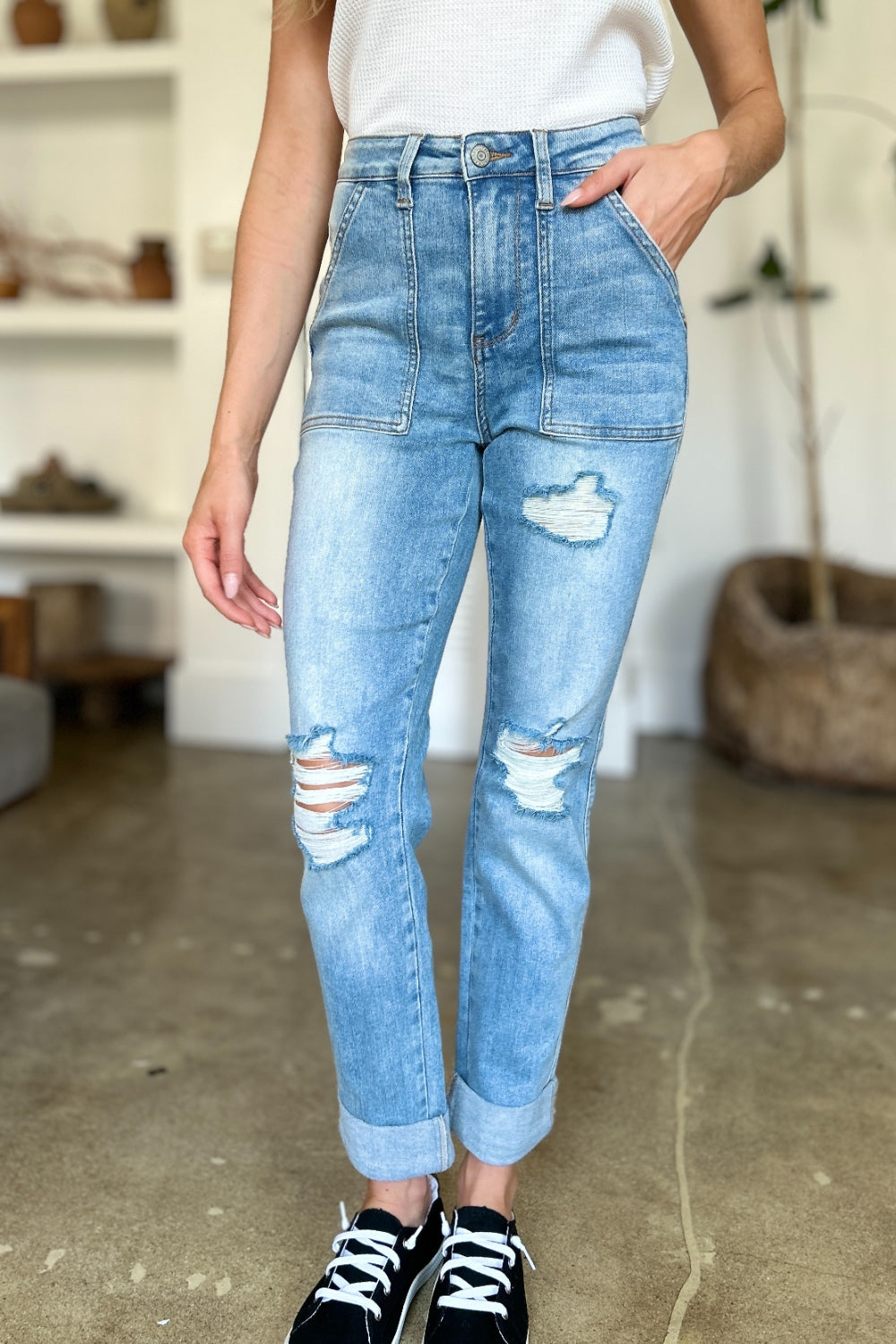 Judy Blue Full Size Distressed Straight Jeans with Patch Pockets Medium Women&