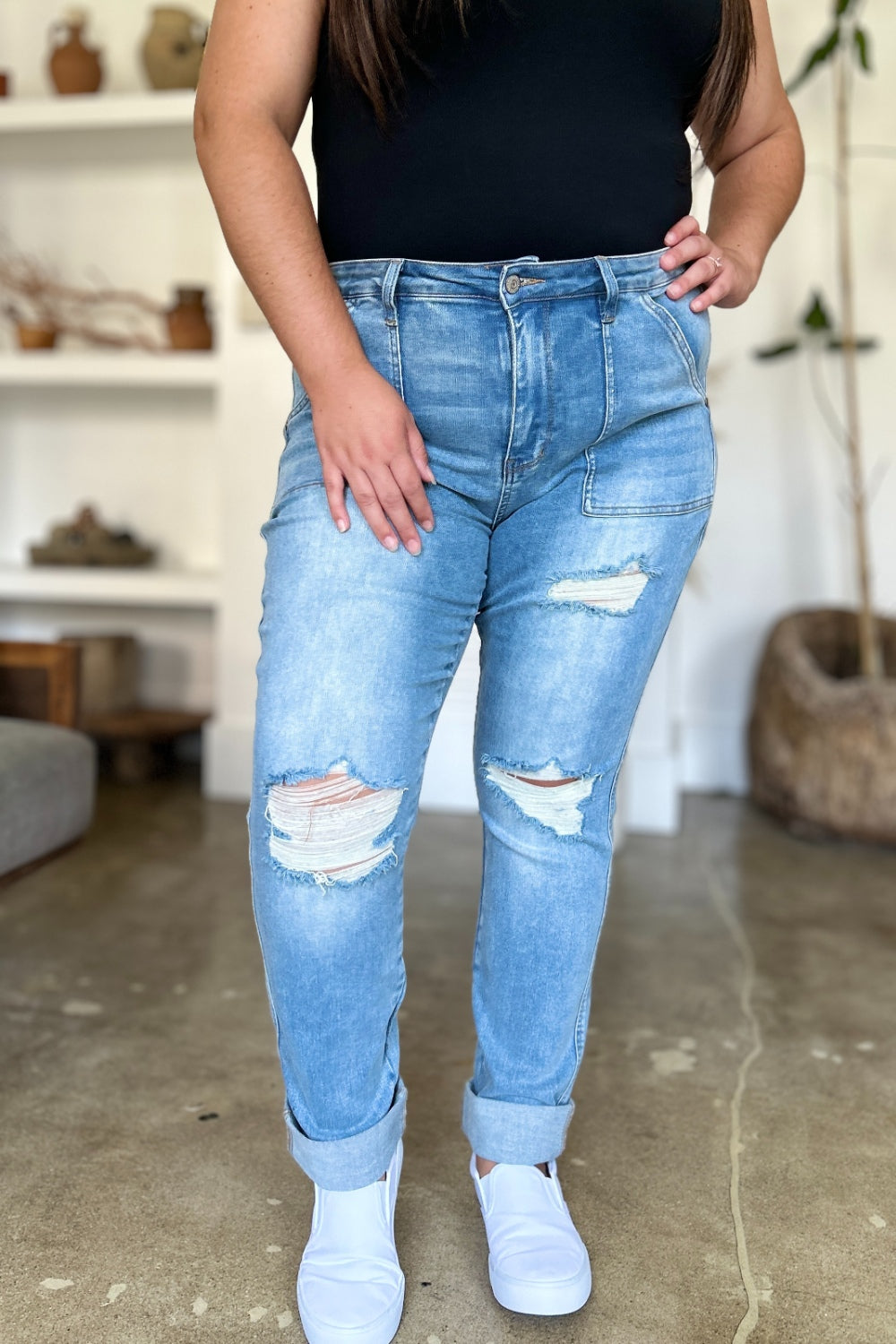 Judy Blue Full Size Distressed Straight Jeans with Patch Pockets Medium Women&