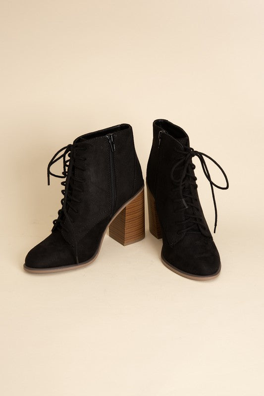 Kidman Lace Up Boots BLACK 5.5 by Fortune Dynamic | Fleurcouture