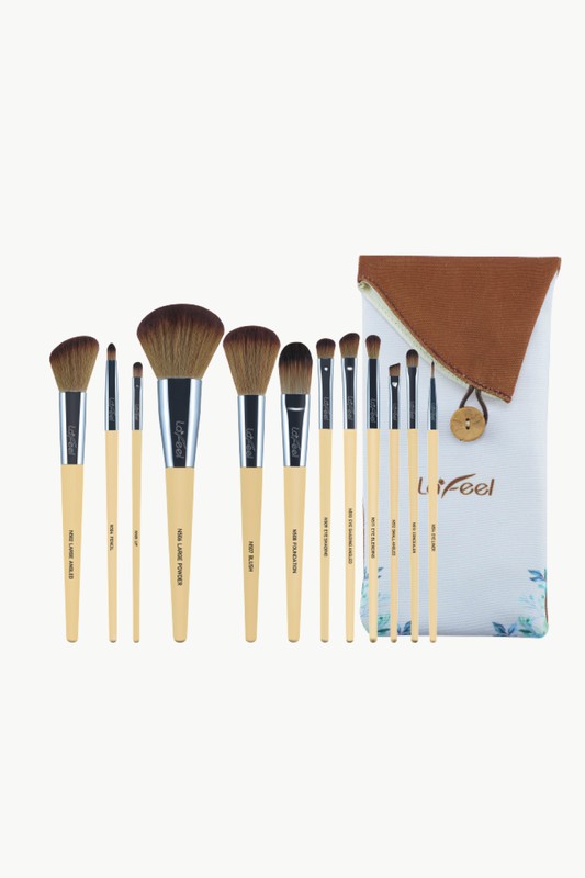 Lafeel Face and Eye Brush Set with Bag Beige S3 by Sifides | Fleurcouture