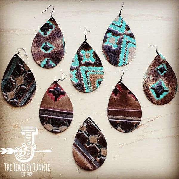 Large Teardrop Earrings in Navajo green Jewelry by The Jewelry Junkie | Fleurcouture