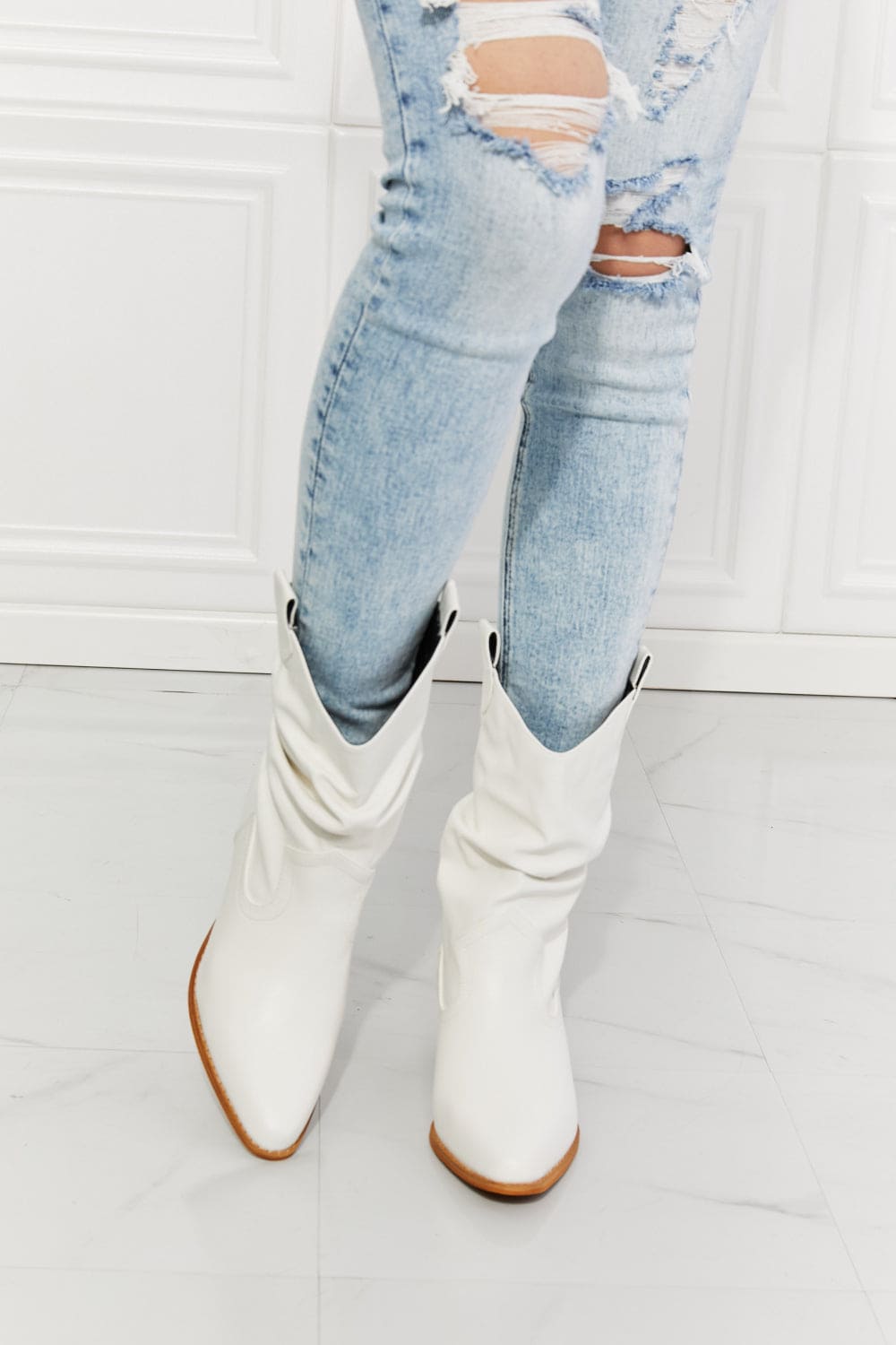 MMShoes Better in Texas Scrunch Cowboy Boots in White White by Trendsi | Fleurcouture