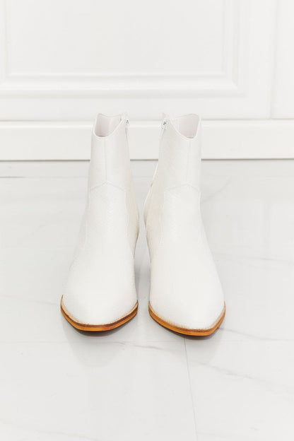 MMShoes Watertower Town Faux Leather Western Ankle Boots in White White by Trendsi | Fleurcouture