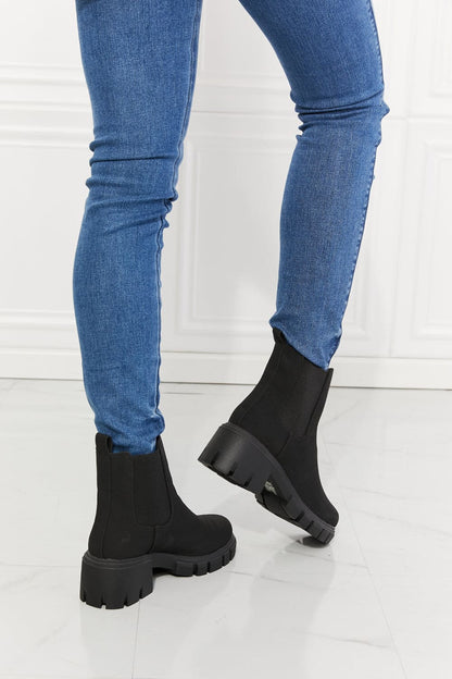 MMShoes Work For It Matte Lug Sole Chelsea Boots in Black Black by Trendsi | Fleurcouture