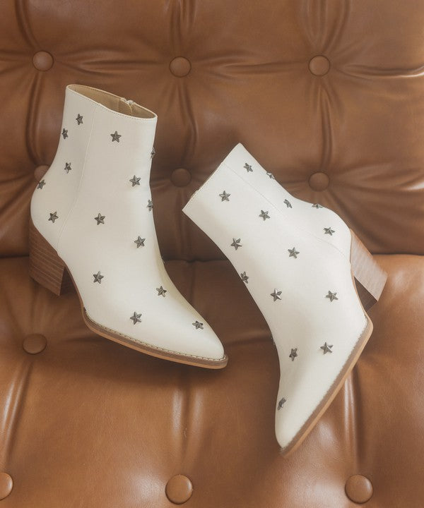 OASIS SOCIETY Ivanna - Star Studded Western Boots WHITE by Oasis Society | Fleurcouture