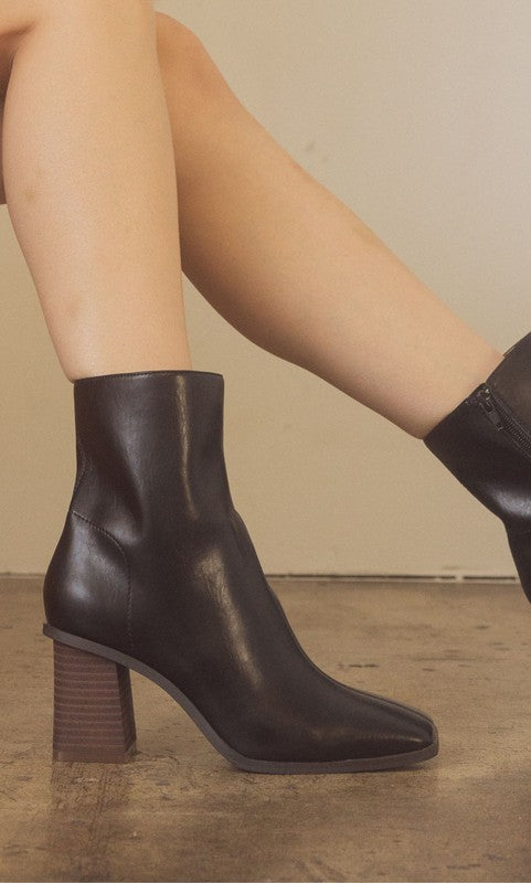 OASIS SOCIETY Vera - Square Toe Ankle Boots by Oasis Society | Fleurcouture