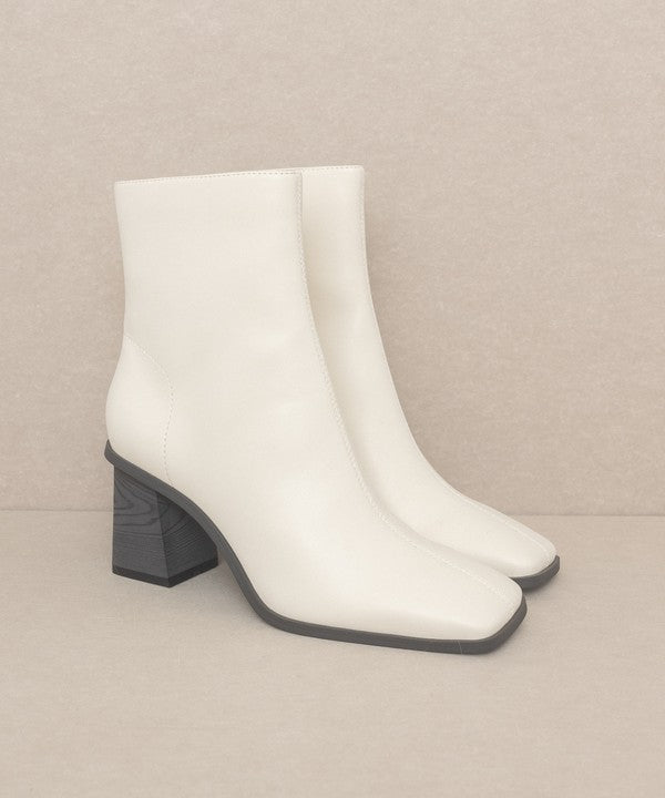 OASIS SOCIETY Vera - Square Toe Ankle Boots by Oasis Society | Fleurcouture