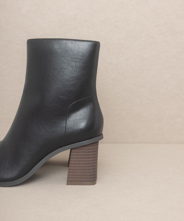 OASIS SOCIETY Vera - Square Toe Ankle Boots by Oasis Society | Fleurcouture