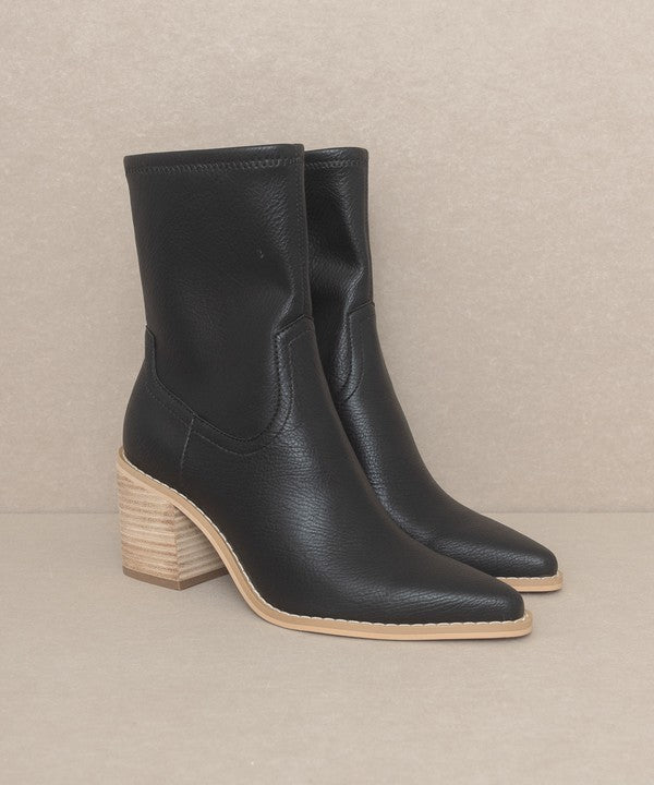 OASIS SOCIETY Vienna - Sleek Ankle Hugging Booties by Oasis Society | Fleurcouture