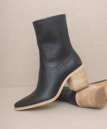 OASIS SOCIETY Vienna - Sleek Ankle Hugging Booties by Oasis Society | Fleurcouture