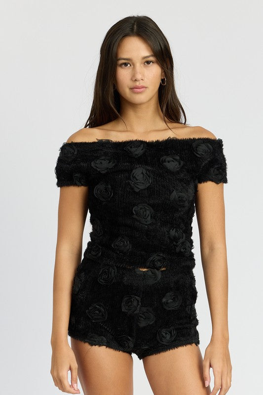 OFF SHOULDER TOP WTH ROSETTE DETAIL BLACK S by Emory Park | Fleurcouture