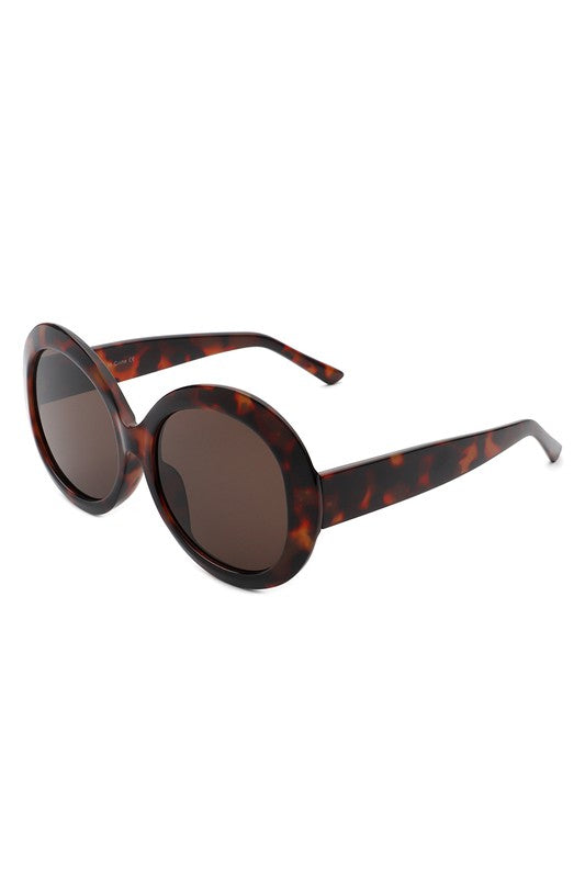 Oversize Circle Fashion Women Round Sunglasses OneSize by Cramilo Eyewear | Fleurcouture