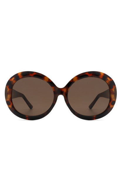 Oversize Circle Fashion Women Round Sunglasses Tortoise OneSize by Cramilo Eyewear | Fleurcouture