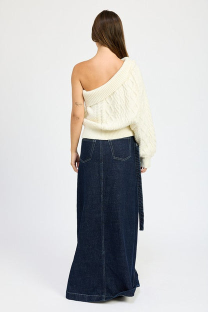 OVERSIZED ONE SHOULDER SWEATER by Emory Park | Fleurcouture