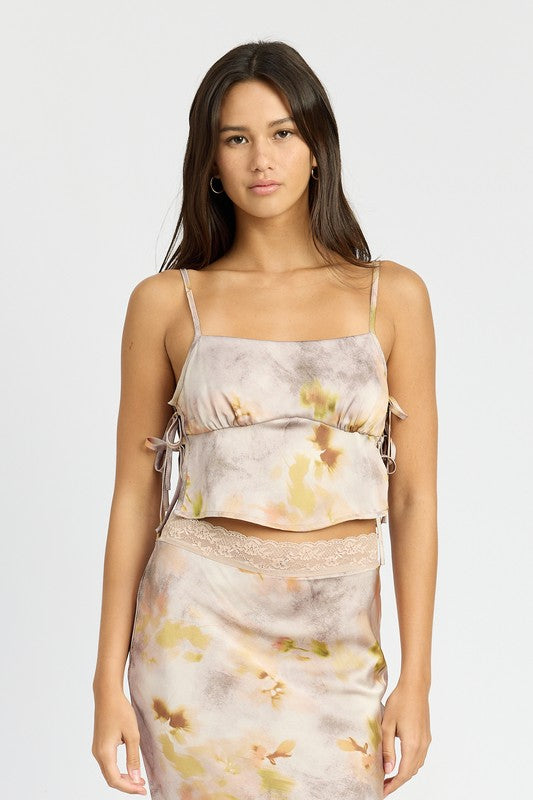 PRINTED CAMI WITH SIDE DRAWSTRINGS MAUVE S by Emory Park | Fleurcouture
