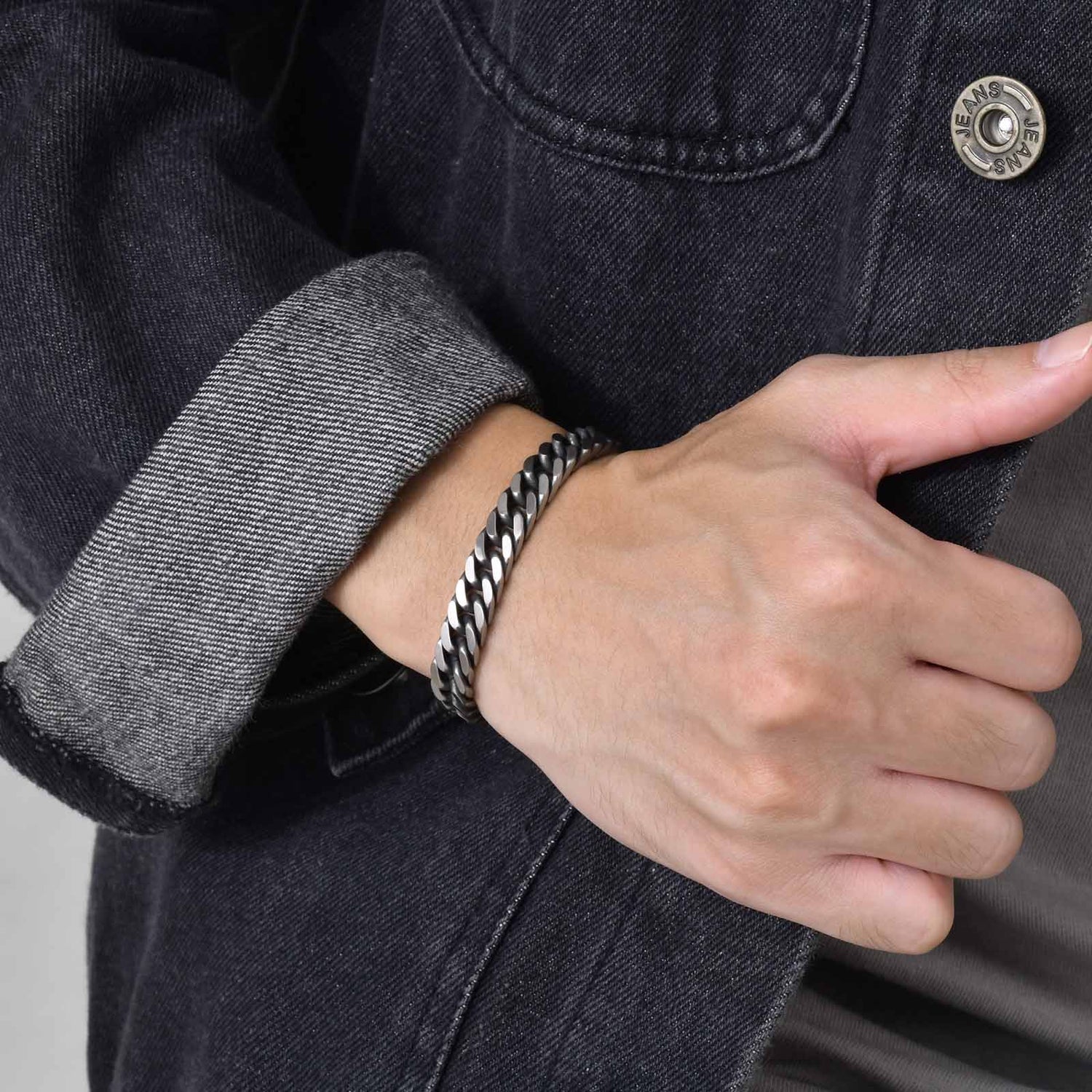 retro simple style chains print stainless steel men&