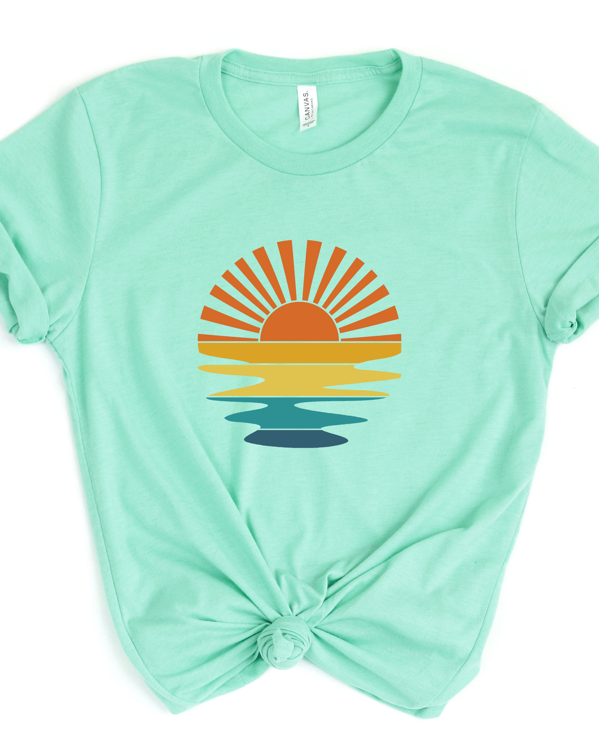 RETRO SUNSET TEE (BELLA CANVAS) by LL | Fleurcouture