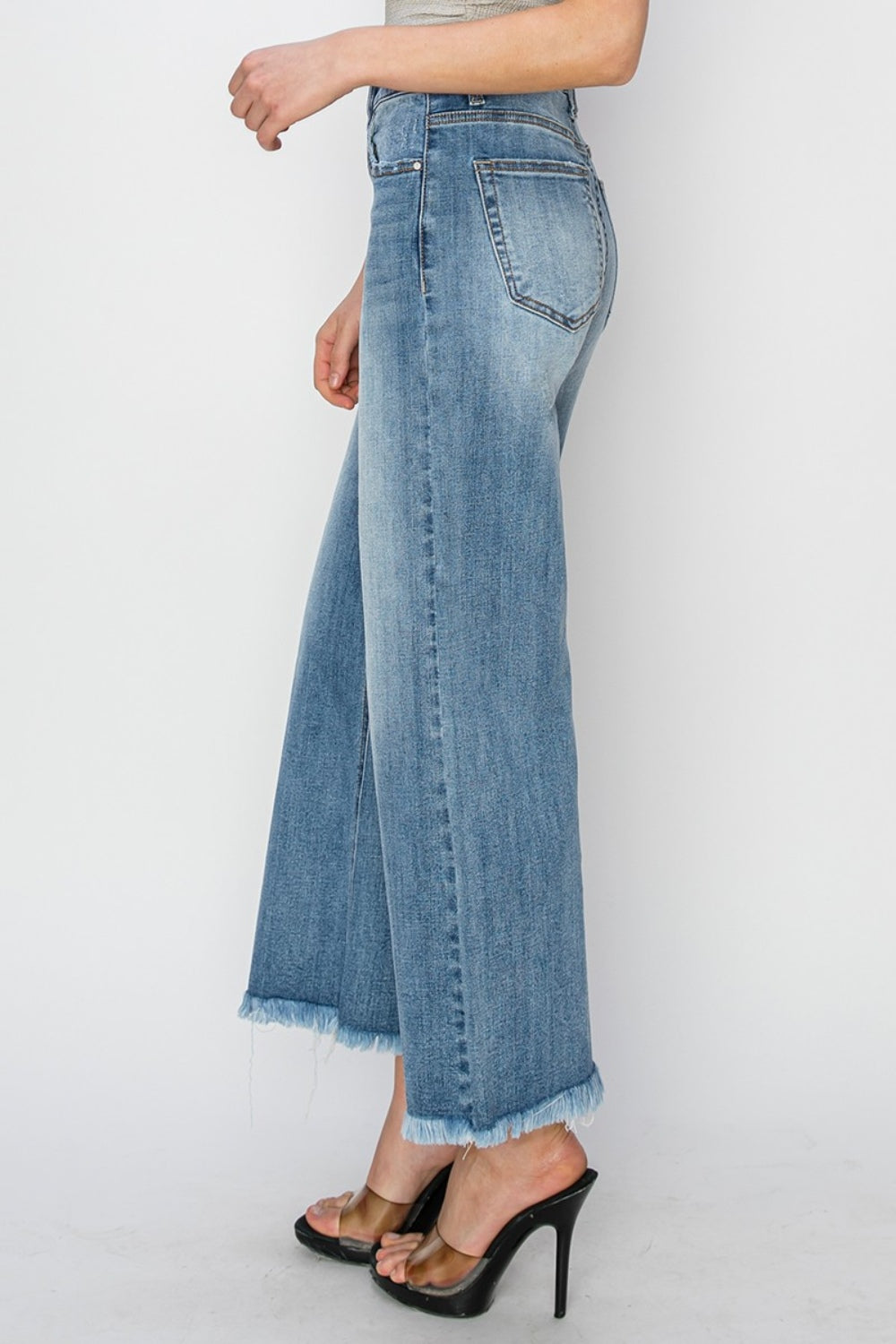 RISEN Raw Hem Cropped Wide Leg Jeans Medium Women&