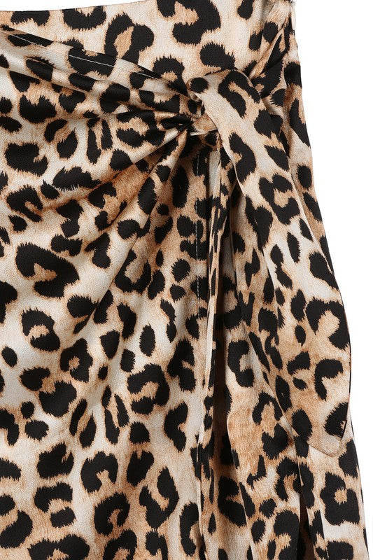 Satin leopard tie skirt Leopard by Lilou | Fleurcouture