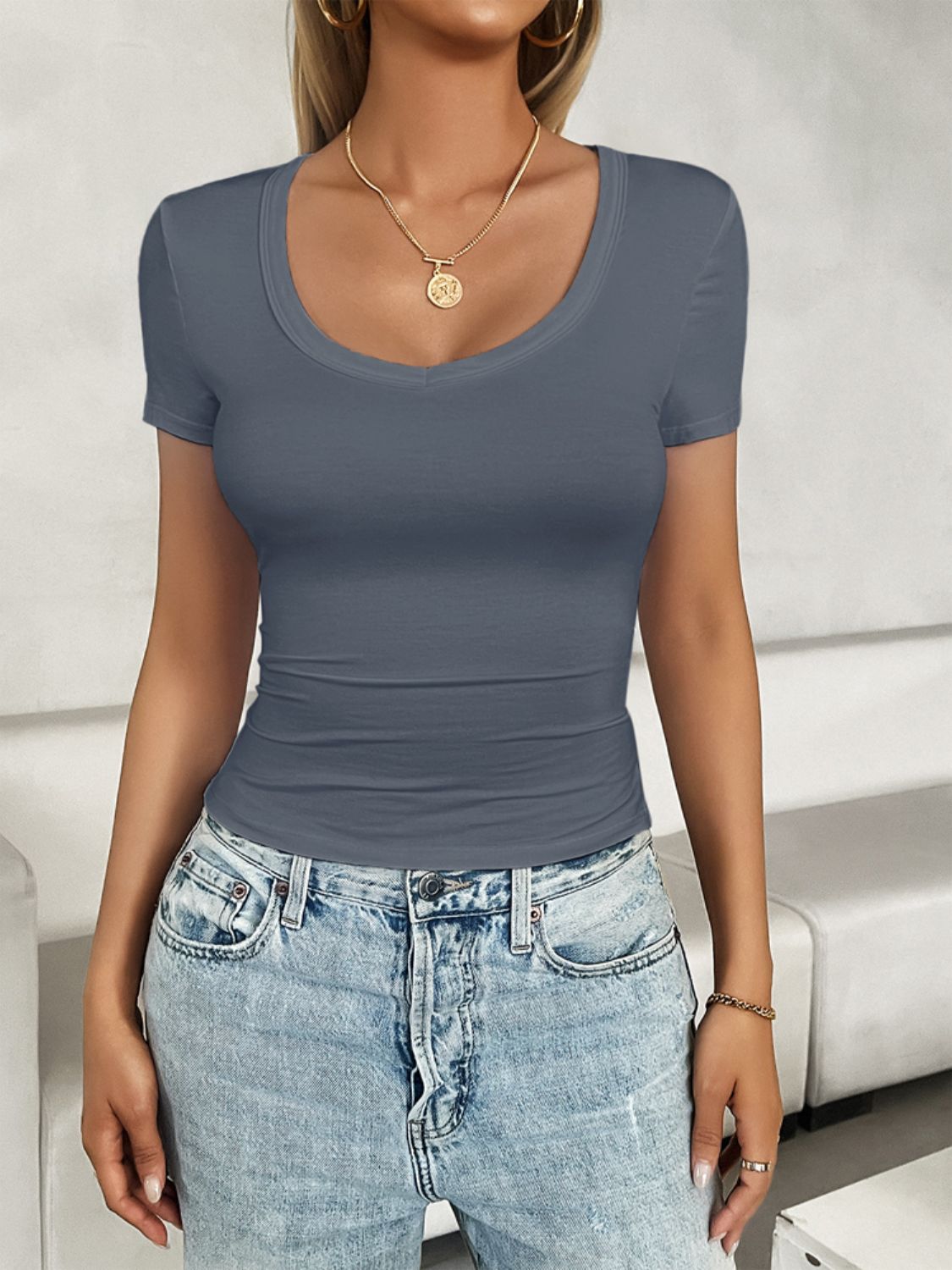 Scoop Neck Short Sleeve T-Shirt Women&