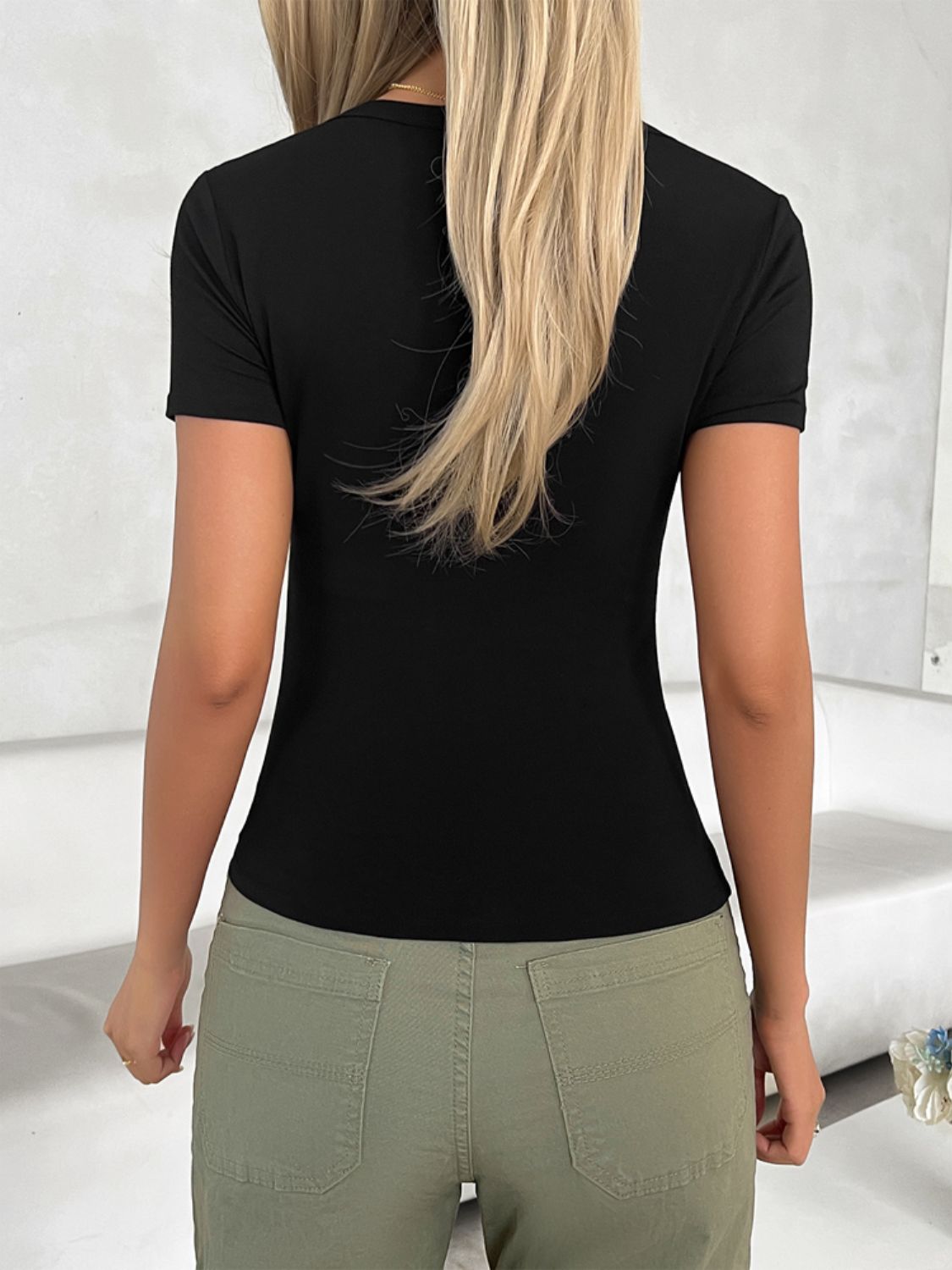 Scoop Neck Short Sleeve T-Shirt Women&