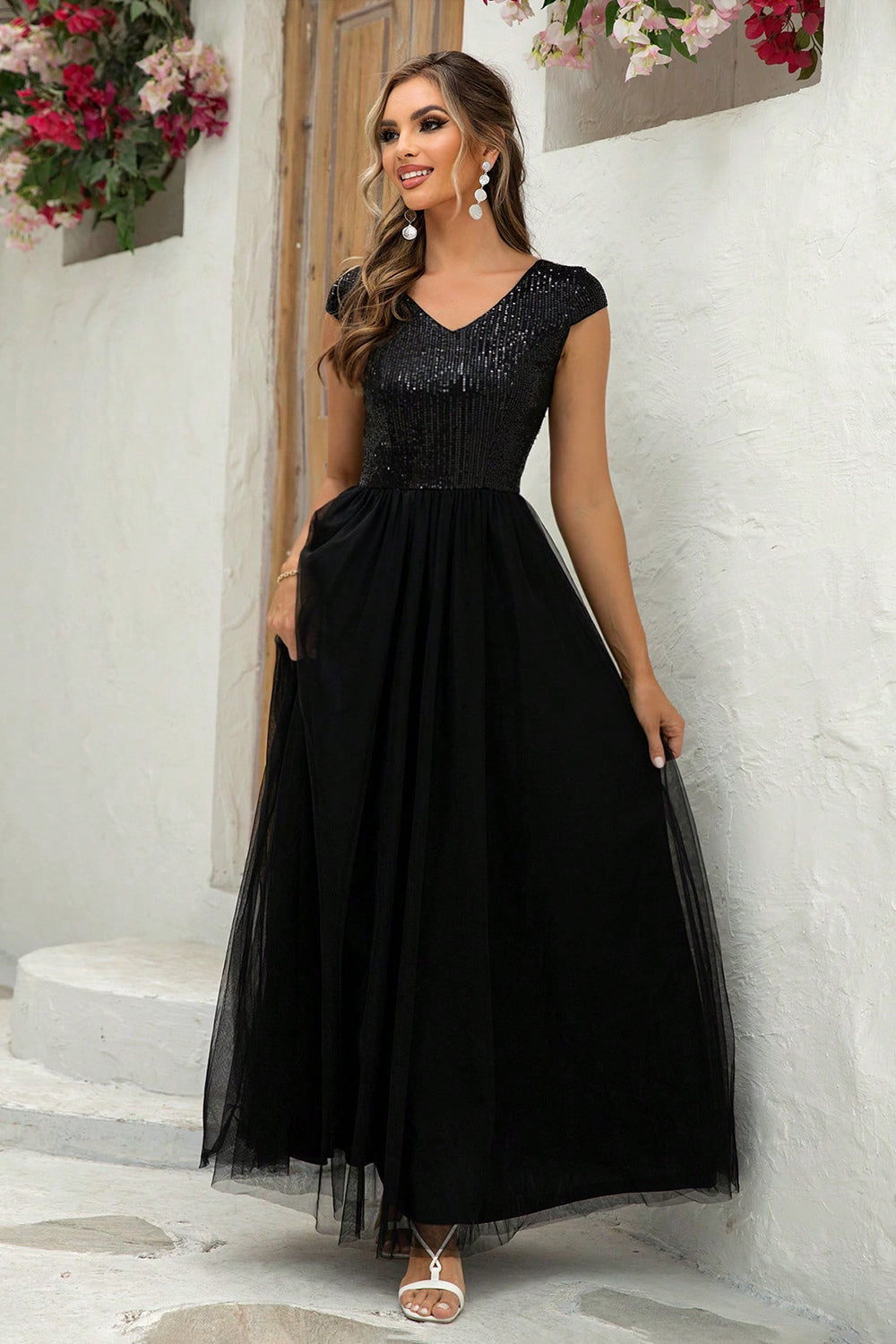 Sequin V-Neck Mesh Maxi Dress Black XS Women&