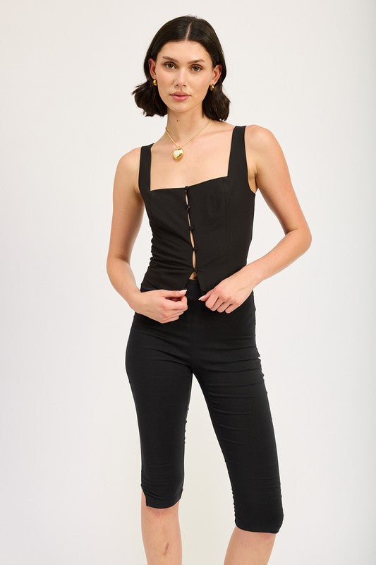 SLEEVELESS TOP WITH BUTTON UP DETAIL BLACK S by Emory Park | Fleurcouture