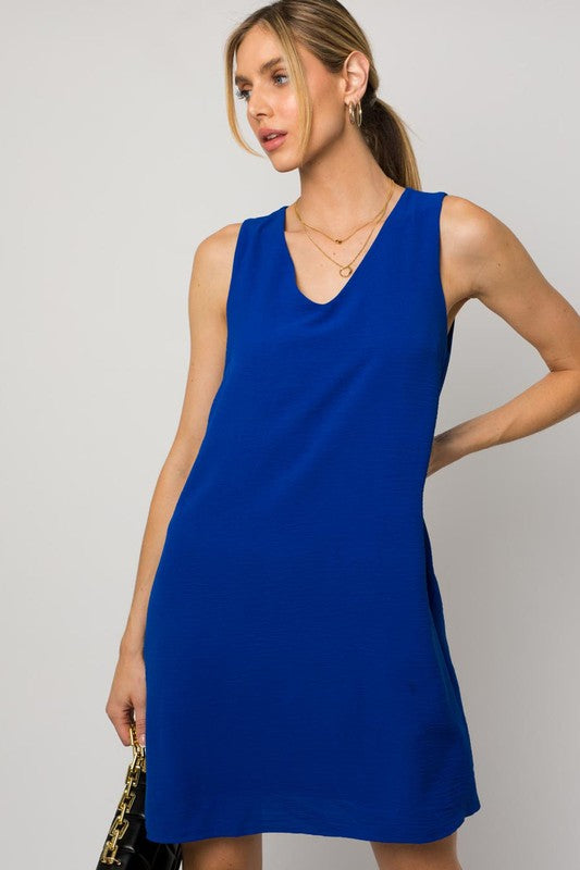 Sleeveless V-Neck Dress by Gilli | Fleurcouture