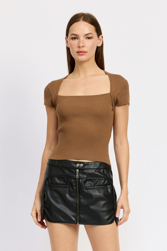 SQUARE NECKLINE TOP MOCHA S by Emory Park | Fleurcouture