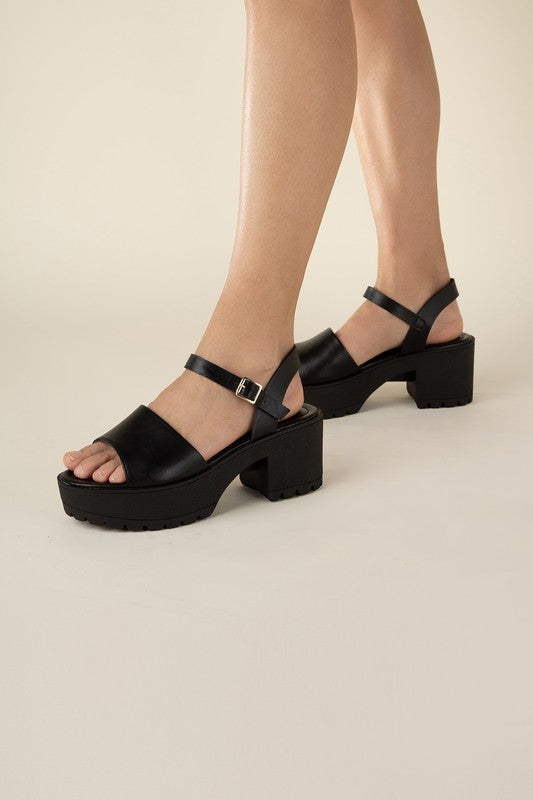 STACIE-S Platform Sandals Black 5.5 by Fortune Dynamic | Fleurcouture