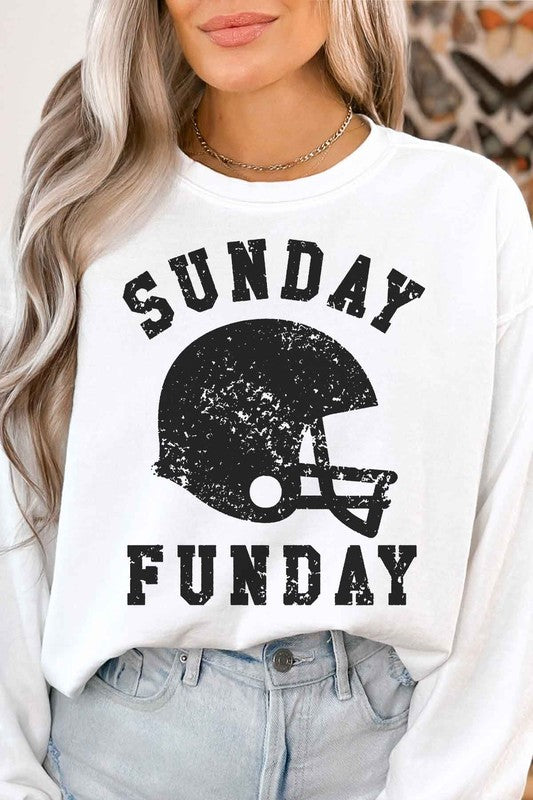 SUNDAY FUNDAY FOOTBALL GAME DAY GRAPHIC SWEATSHIRT WHITE SMALL by ROSEMEAD LOS ANGELES CO | Fleurcouture