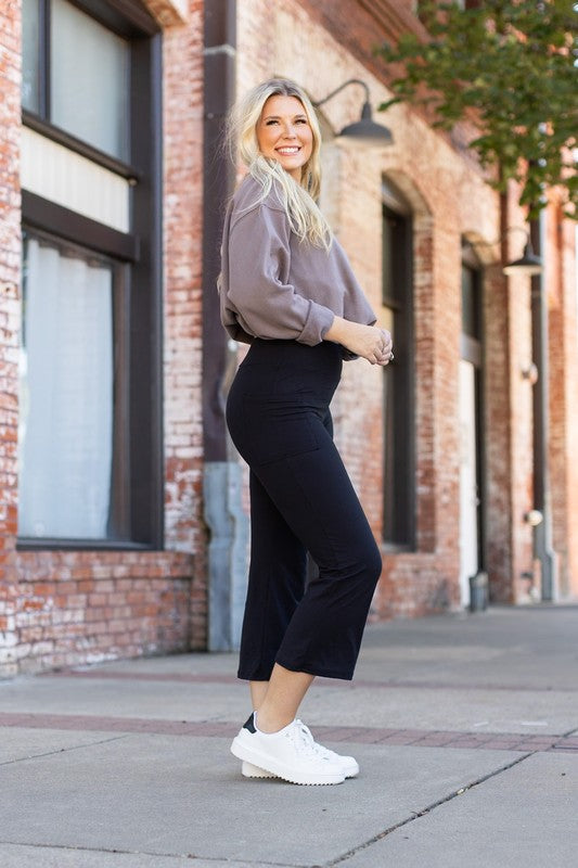 The Delilah - Kick Flare Leggings with Pockets Black by Julia Rose | Fleurcouture