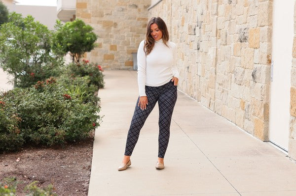 The Jillian Plaid Leggings Plaid by Julia Rose | Fleurcouture