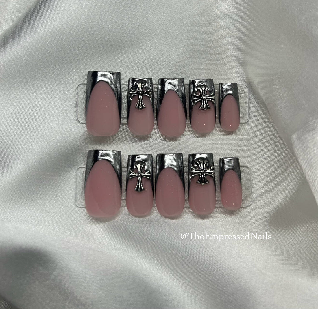 TheEmpressedNails Metallic Chrome Press-On nail by Fleurcouture | Fleurcouture