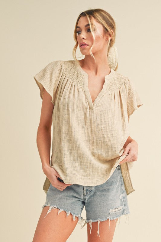 Thia Embroidered Short Sleeve Top S by Aemi + Co | Fleurcouture