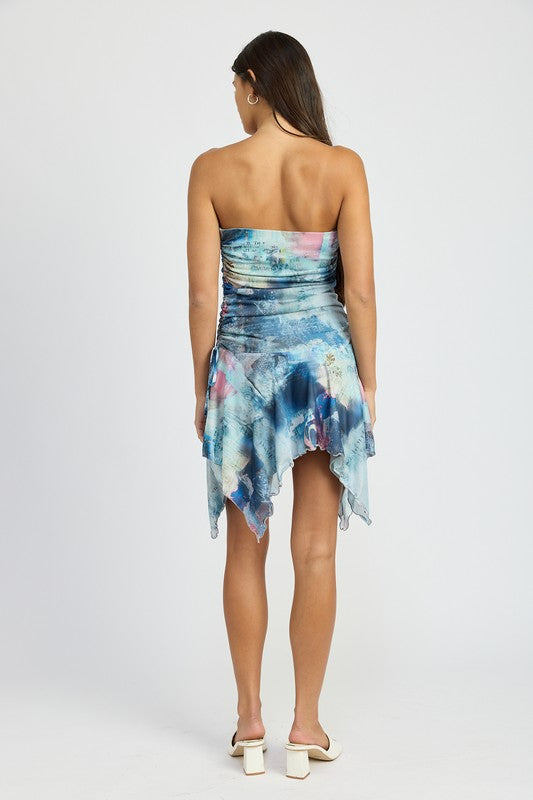 TIE DYE SHARKBITE TUBE DRESS LIGHT BLUE COMBO by Emory Park | Fleurcouture