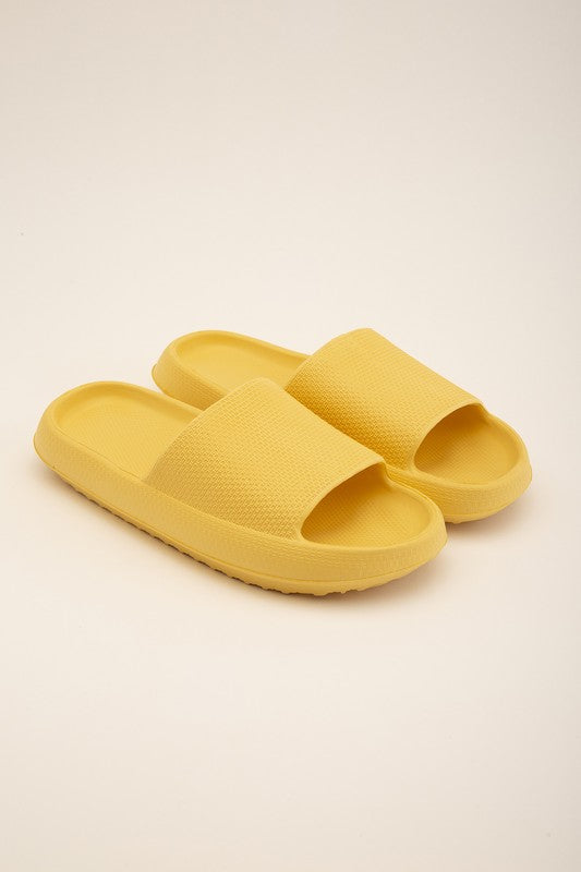 Unisex EVA Thick Sole Slippers by ReeVe | Fleurcouture