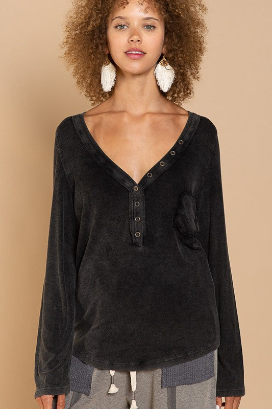 V-neck Button Down Long Sleeve Top BLACK L by POL | Fleurcouture