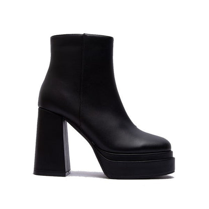 WELLNESS-01 BOOTIE BLACK by Qupid Shoes | Fleurcouture