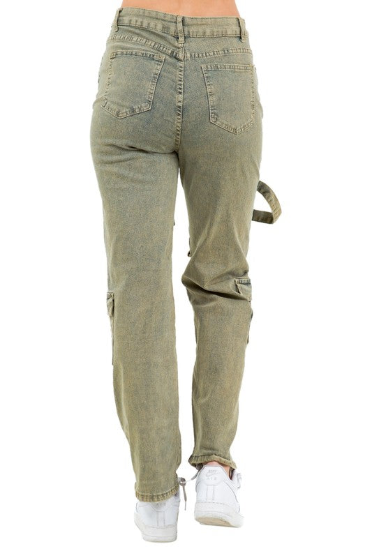 WOMEN FAHION CARGO STYLE DENIM PANTS LIGHT BLUE by By Claude | Fleurcouture