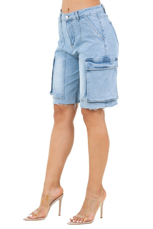 WOMEN FASHION DENIM SHORT LIGHT BLUE by By Claude | Fleurcouture