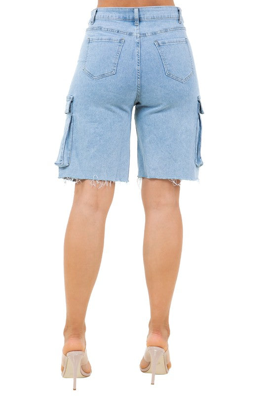 WOMEN FASHION DENIM SHORT LIGHT BLUE by By Claude | Fleurcouture