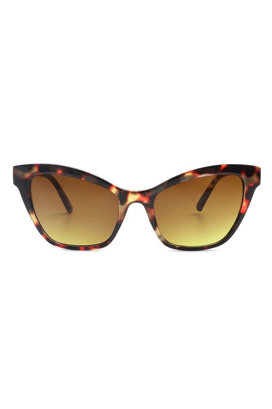 Women Retro Cat Eye Fashion Sunglasses Tortoise OneSize by Cramilo Eyewear | Fleurcouture