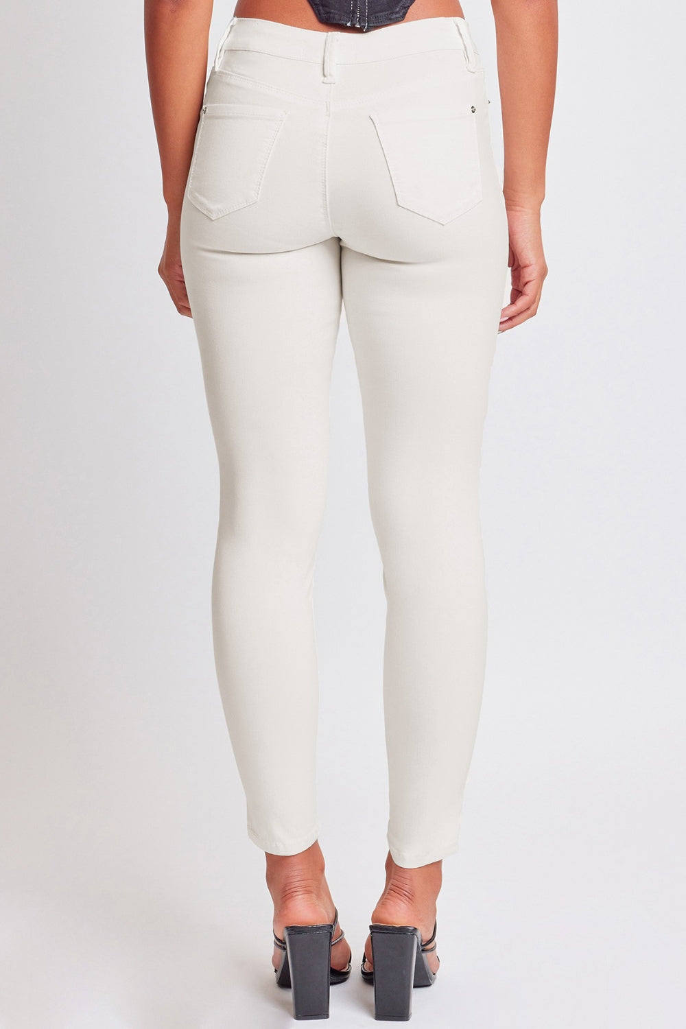 YMI Jeanswear Hyperstretch Mid-Rise Skinny Jeans Vanilla Cream Women&