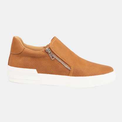 Zion Double Zipper Sneaker 6 Tan SNEAKERS by MODAPASSO | Fleurcouture